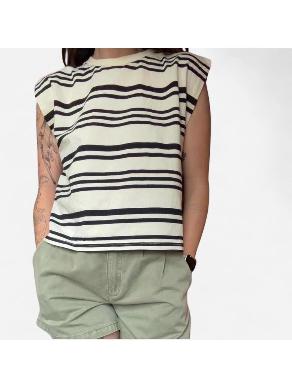 Hello Molly Women's Tshirt